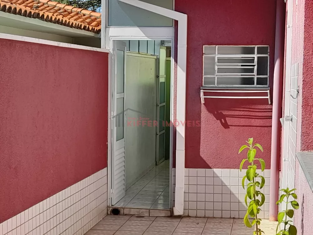 Casa, 3 quartos, 210 m² - Foto 2