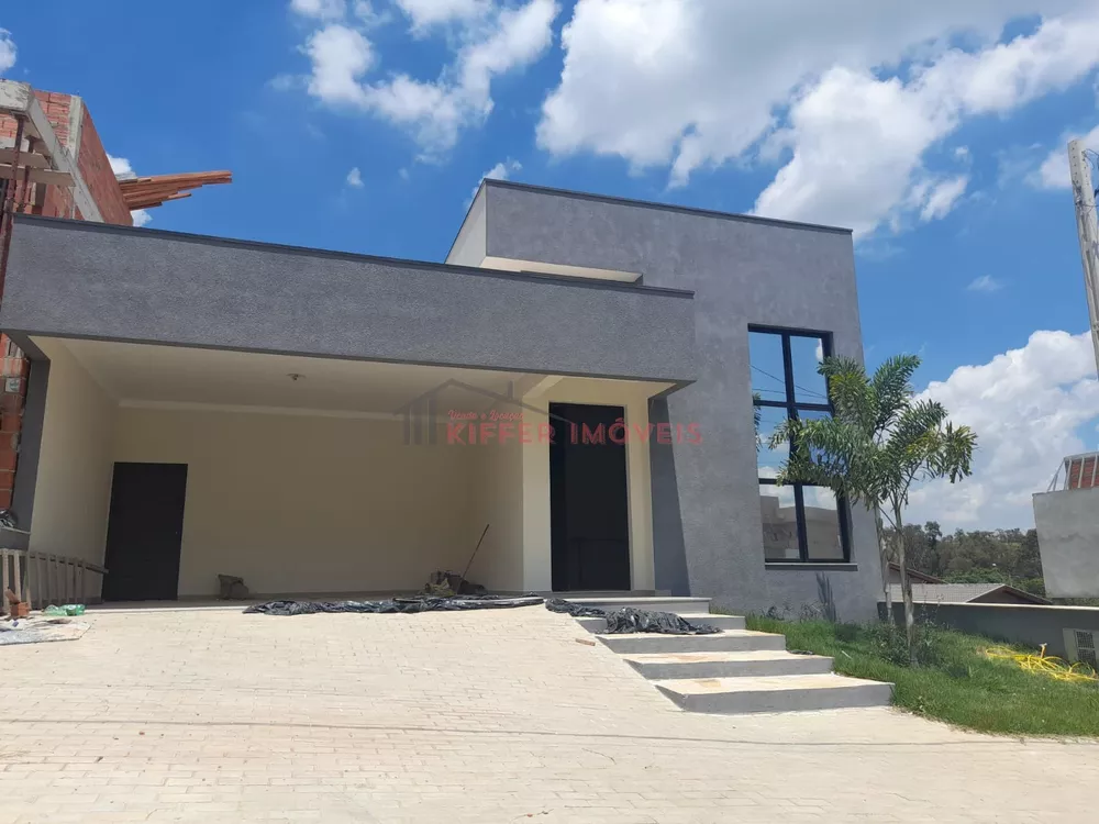 Casa de Condomínio à venda com 3 quartos, 275m² - Foto 1