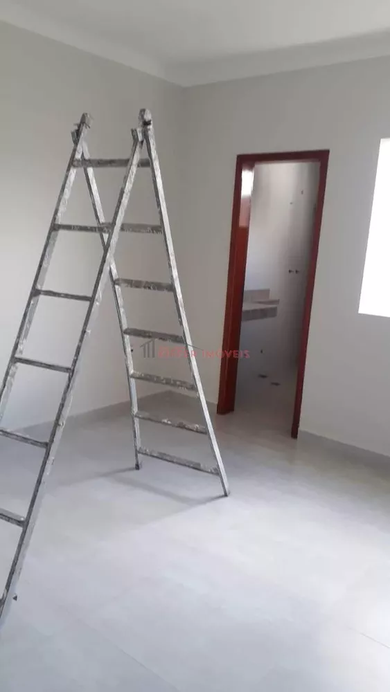 Casa à venda com 3 quartos, 130m² - Foto 3