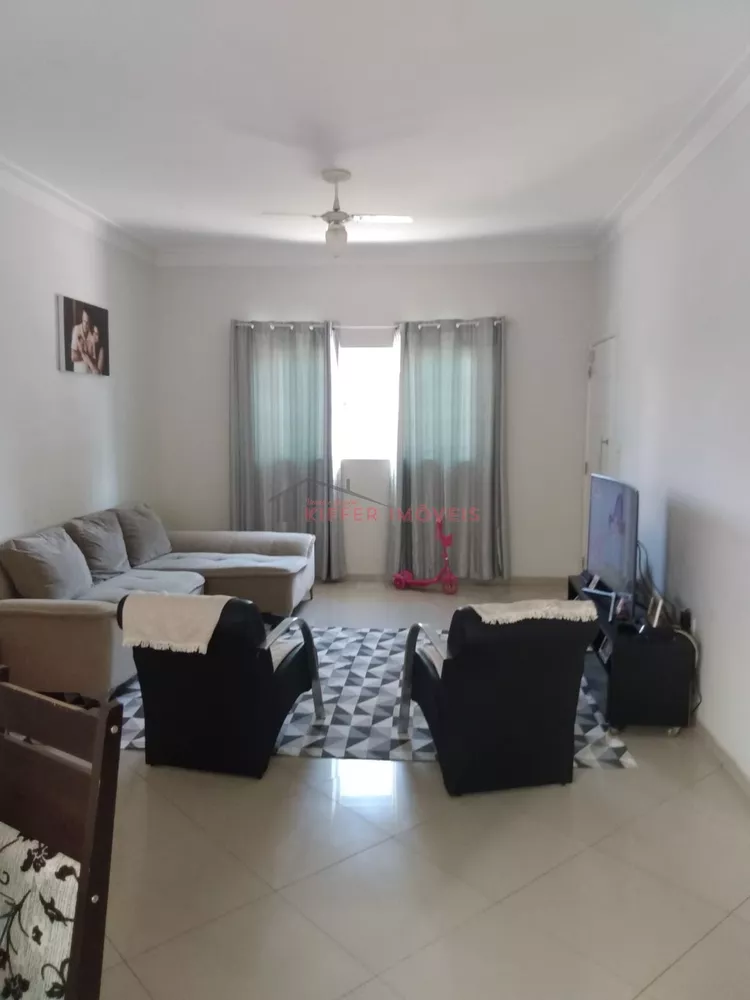 Casa de Condomínio à venda com 3 quartos, 182m² - Foto 2