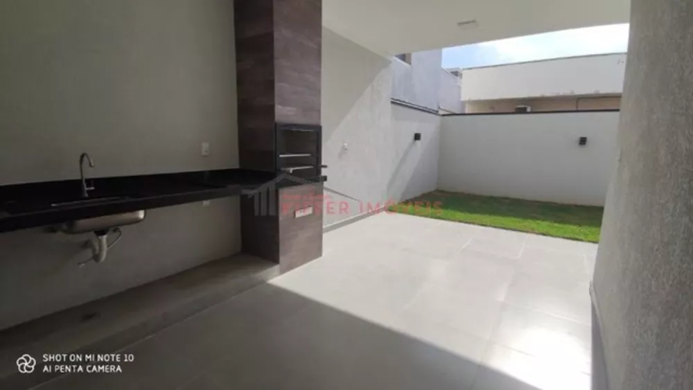 Casa de Condomínio à venda com 3 quartos, 144m² - Foto 1