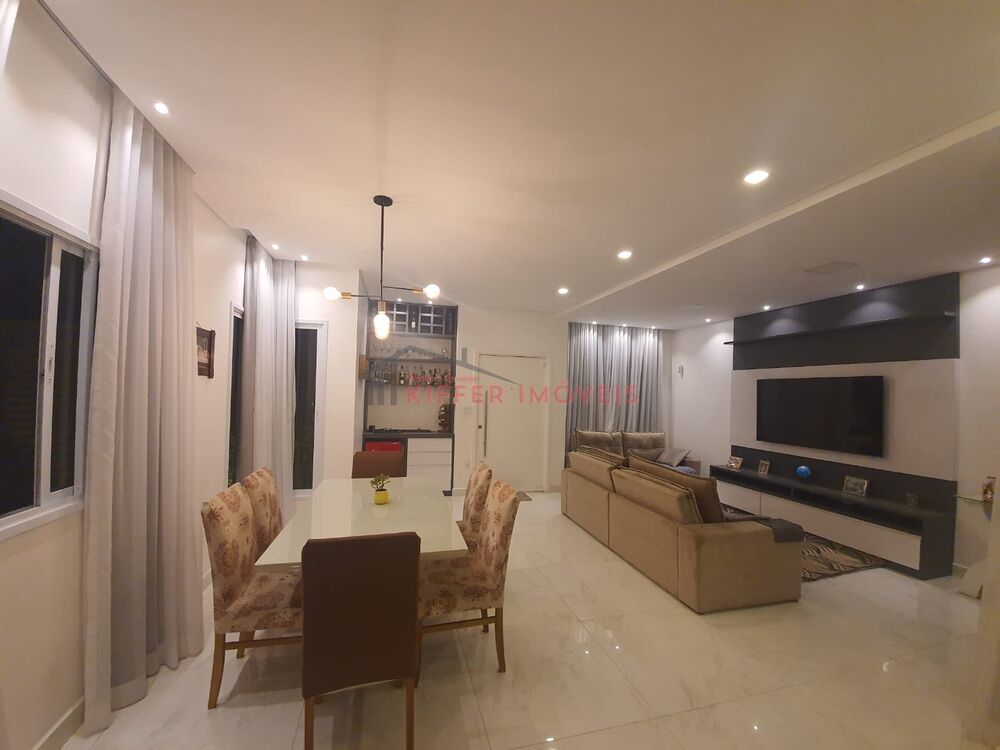 Casa de Condomínio à venda, 192m² - Foto 2