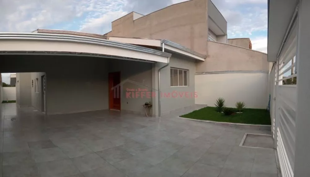 Casa à venda com 3 quartos, 130m² - Foto 1