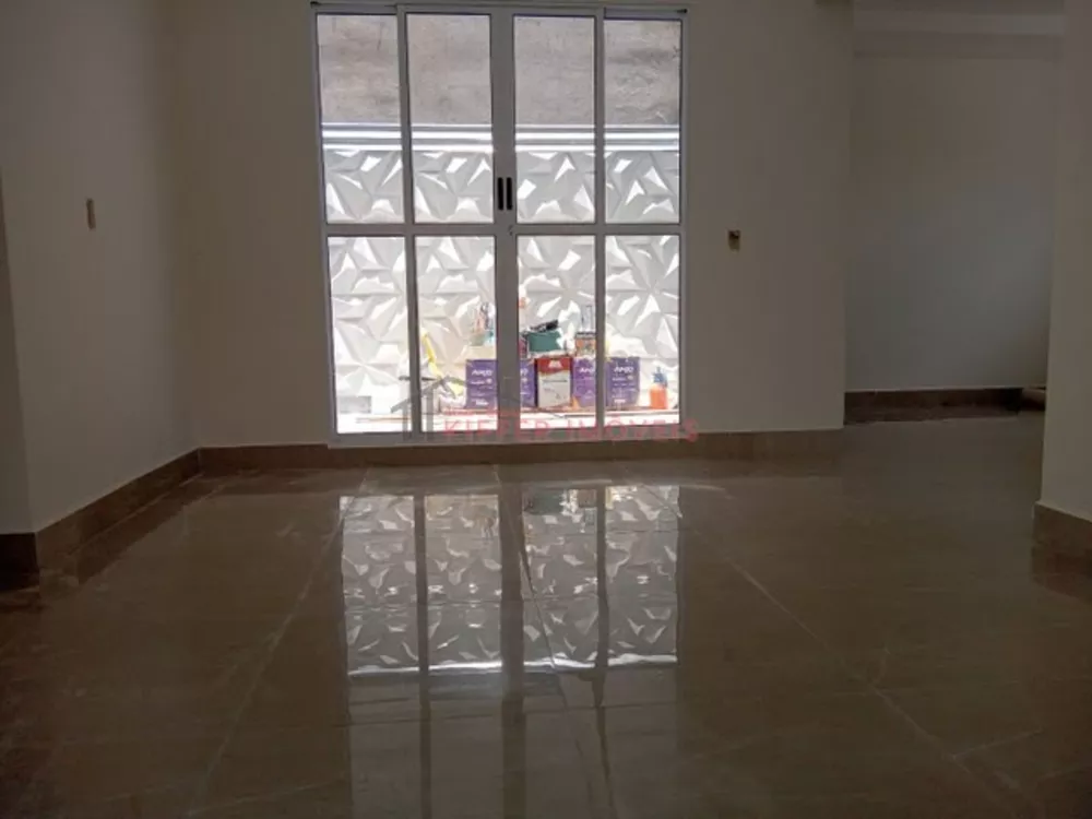 Casa à venda com 3 quartos, 130m² - Foto 4