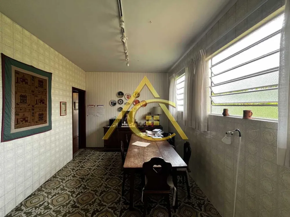 Casa, 4 quartos, 270 m² - Foto 15