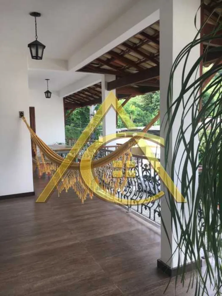 Casa, 3 quartos, 261 m² - Foto 2