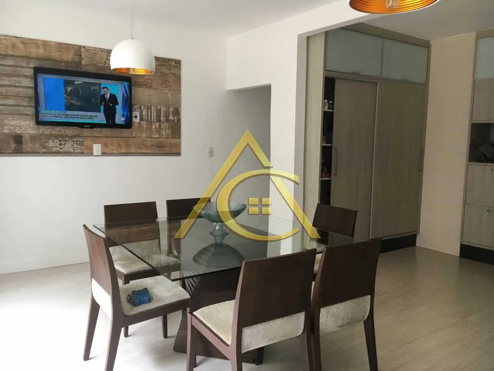 Casa, 3 quartos, 261 m² - Foto 17