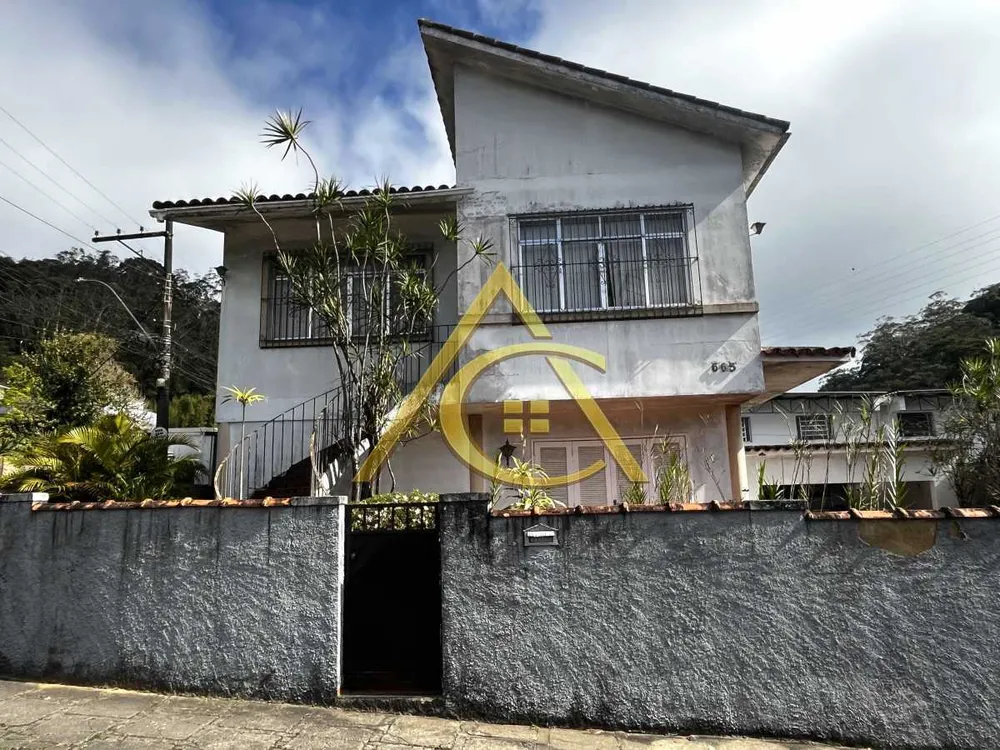 Casa, 4 quartos, 206 m² - Foto 2