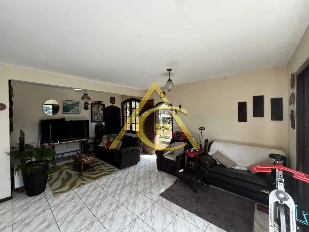 Casa, 4 quartos, 184 m² - Foto 3