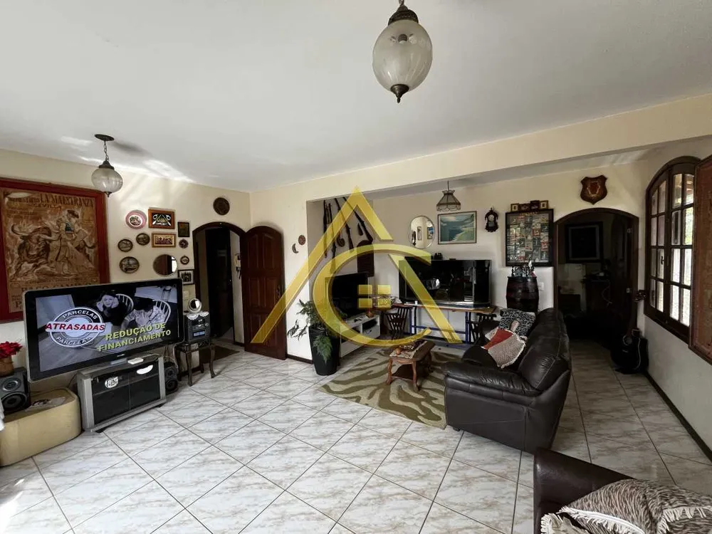 Casa, 4 quartos, 184 m² - Foto 2