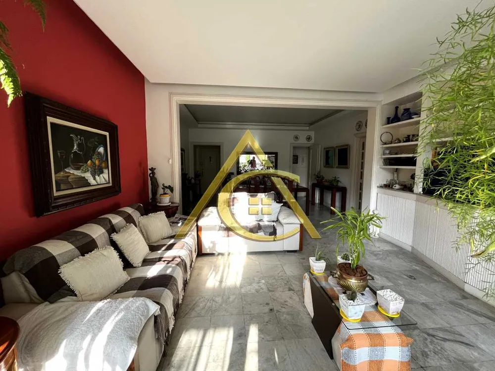 Apartamento, 3 quartos, 130 m² - Foto 2
