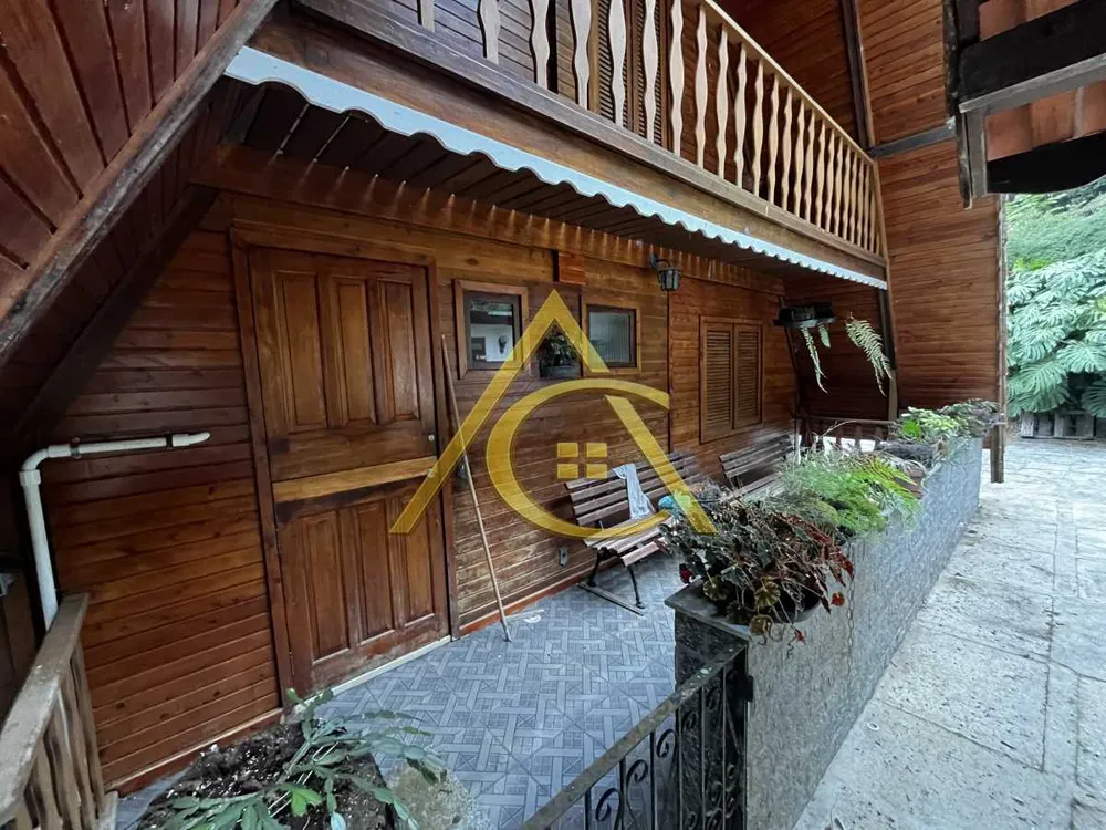 Casa, 4 quartos, 200 m² - Foto 1