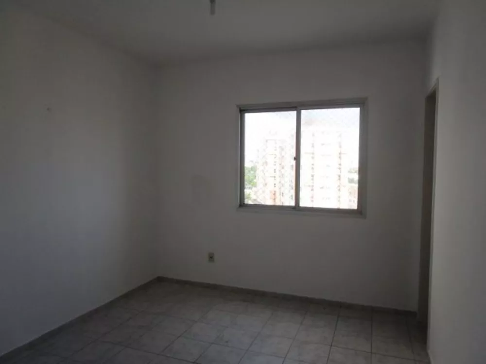 Apartamento à venda com 3 quartos, 107m² - Foto 14