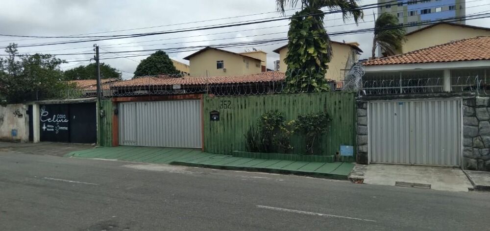 Casa à venda com 3 quartos, 186m² - Foto 2