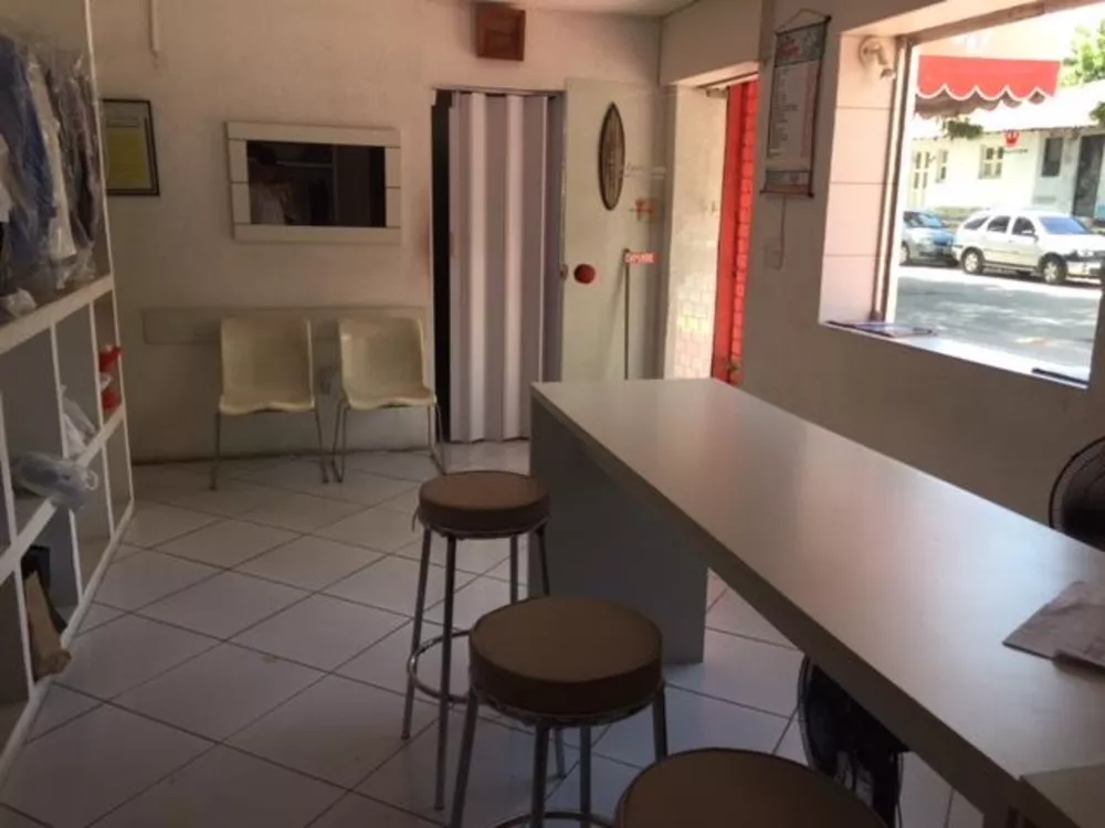 Prédio Inteiro à venda, 180m² - Foto 2