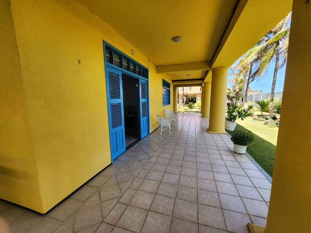 Casa à venda com 5 quartos, 325m² - Foto 3