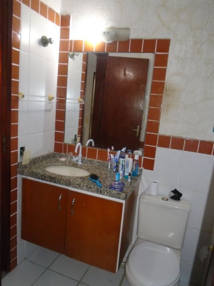 Casa à venda com 3 quartos, 81m² - Foto 8