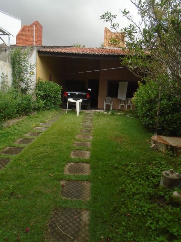Casa à venda com 3 quartos, 81m² - Foto 2