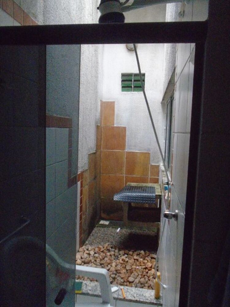 Casa à venda com 3 quartos, 81m² - Foto 11