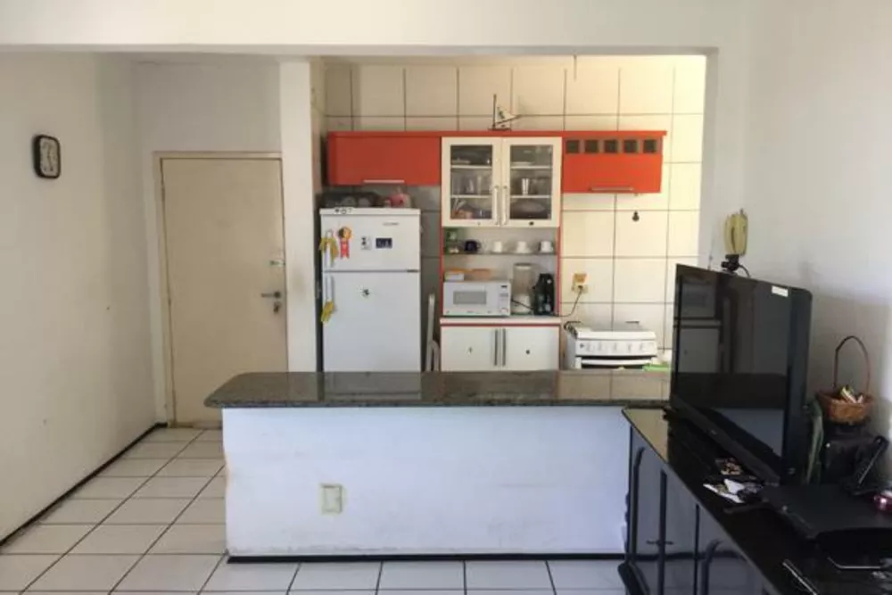 Apartamento à venda com 3 quartos, 66m² - Foto 2