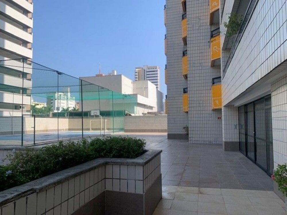 Apartamento à venda com 4 quartos, 304m² - Foto 2