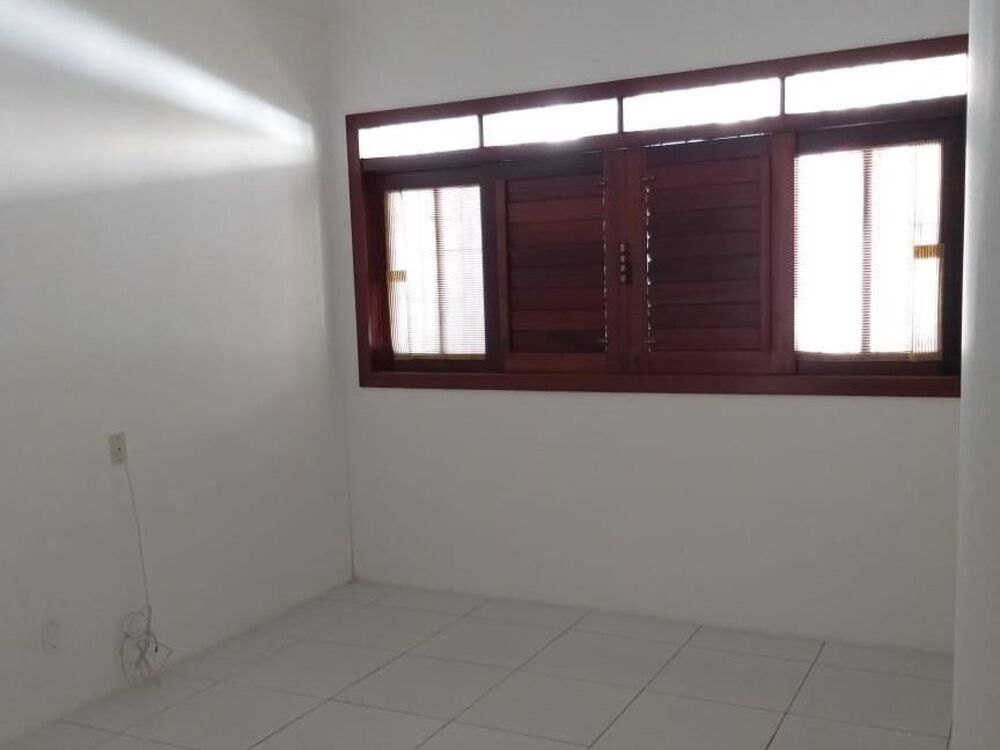 Casa à venda com 5 quartos, 312m² - Foto 14