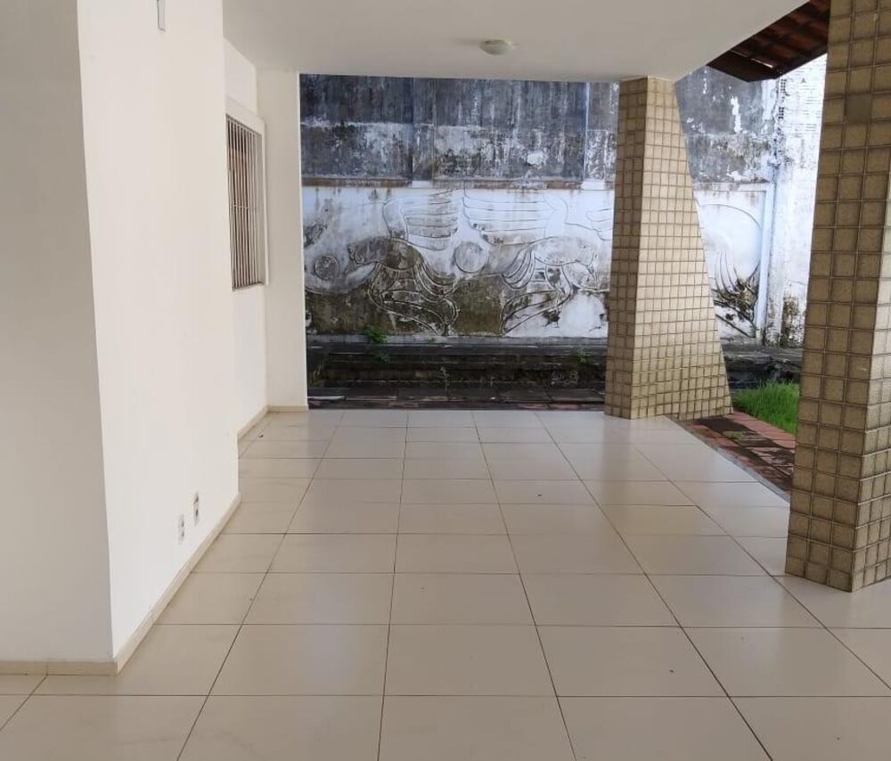 Casa à venda com 5 quartos, 312m² - Foto 6