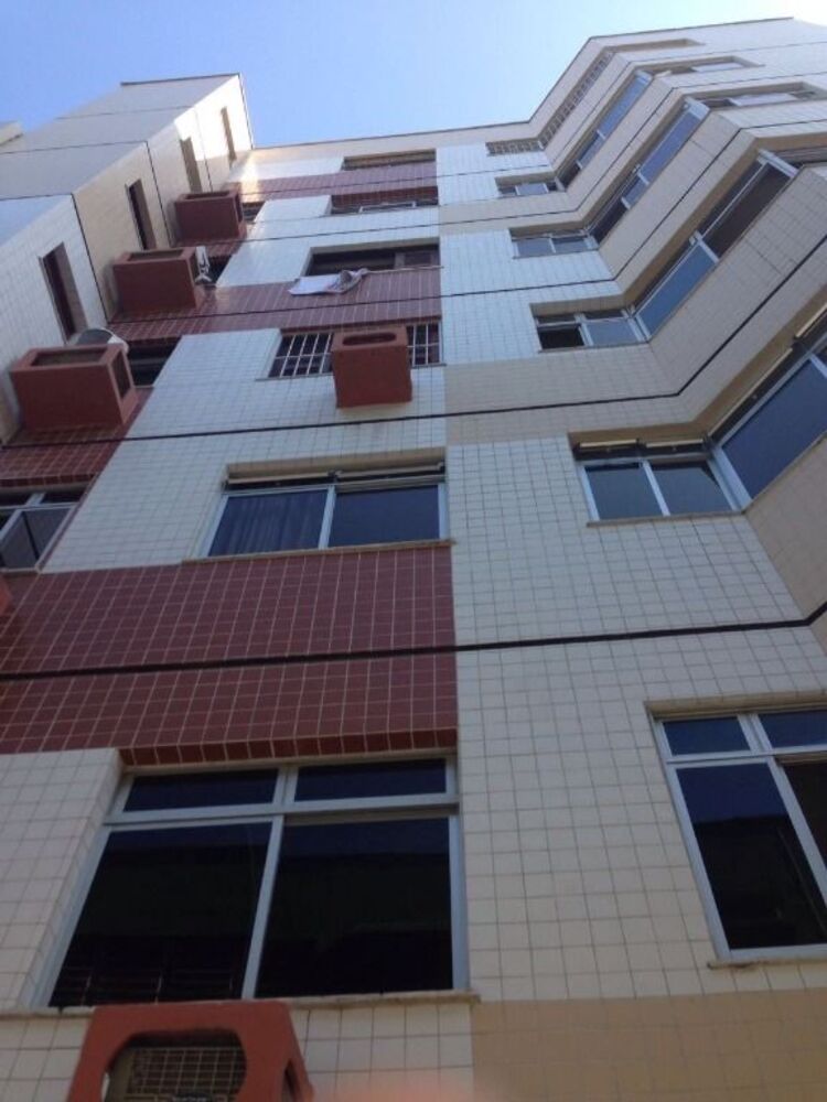 Apartamento à venda com 2 quartos, 78m² - Foto 2