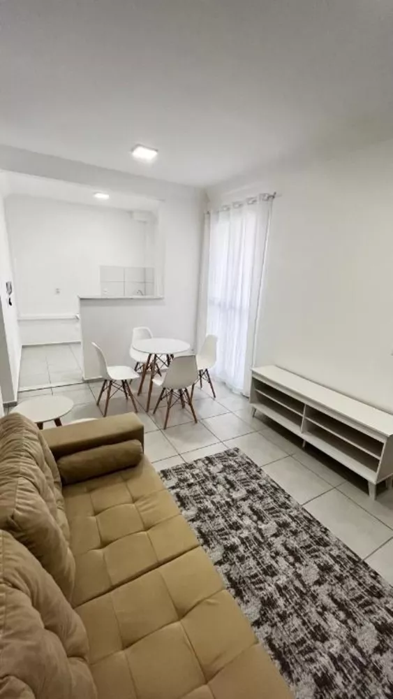 Apartamento à venda com 2 quartos, 44m² - Foto 2