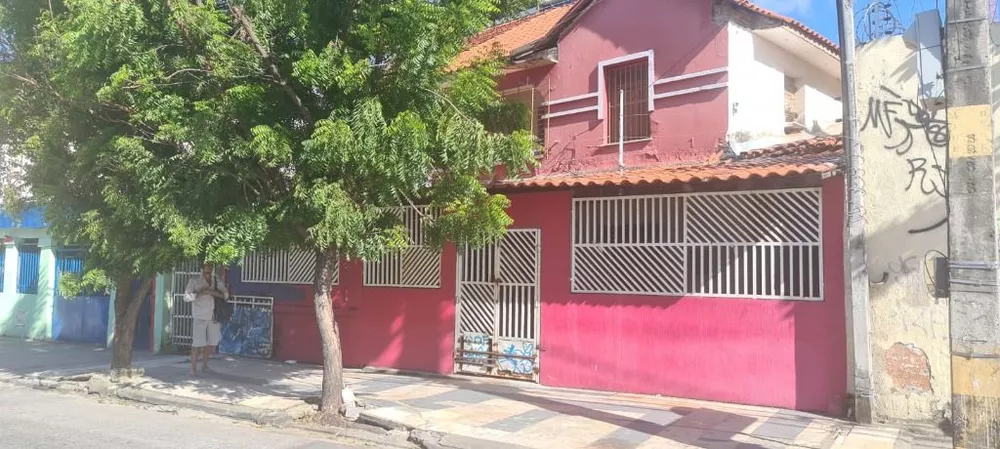 Casa à venda com 3 quartos, 345m² - Foto 2