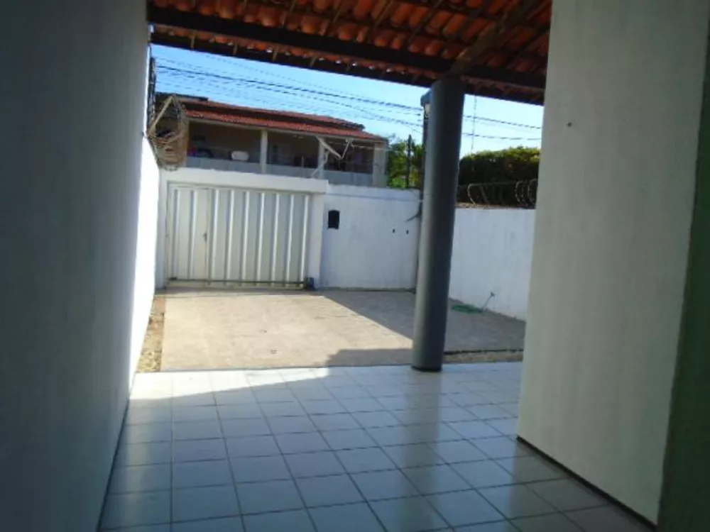 Casa à venda com 3 quartos, 193m² - Foto 3