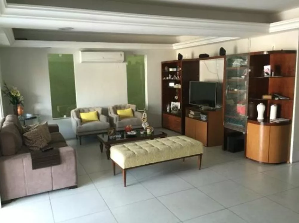 Casa à venda com 3 quartos, 240m² - Foto 4