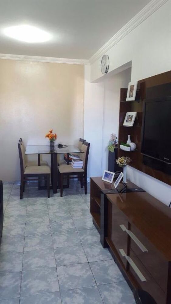 Apartamento à venda com 2 quartos, 72m² - Foto 3