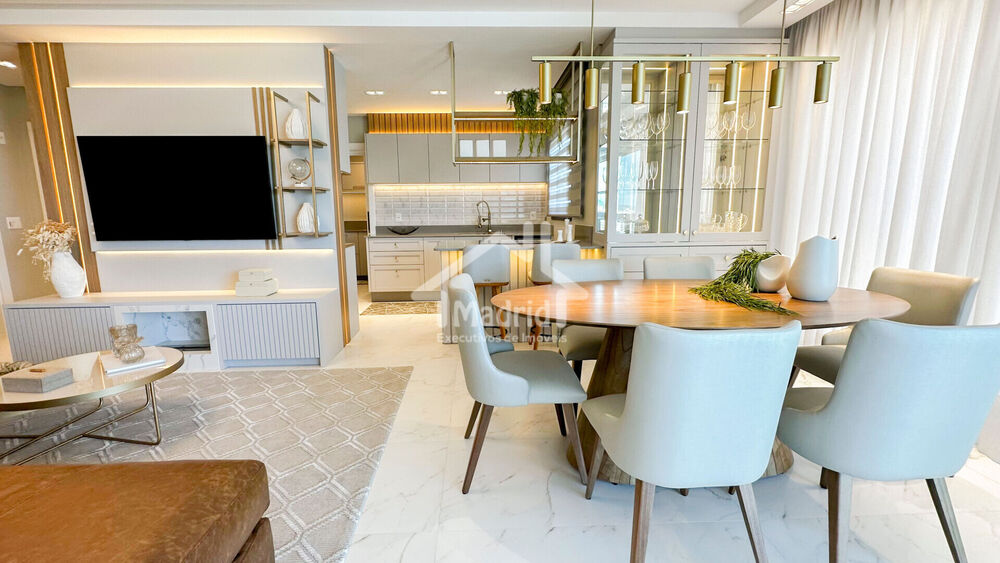 Apartamento, 3 quartos, 130 m² - Foto 1