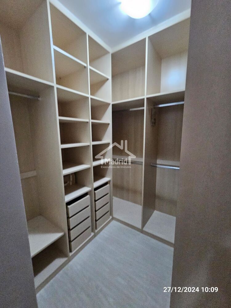 Casa, 4 quartos, 290 m² - Foto 44