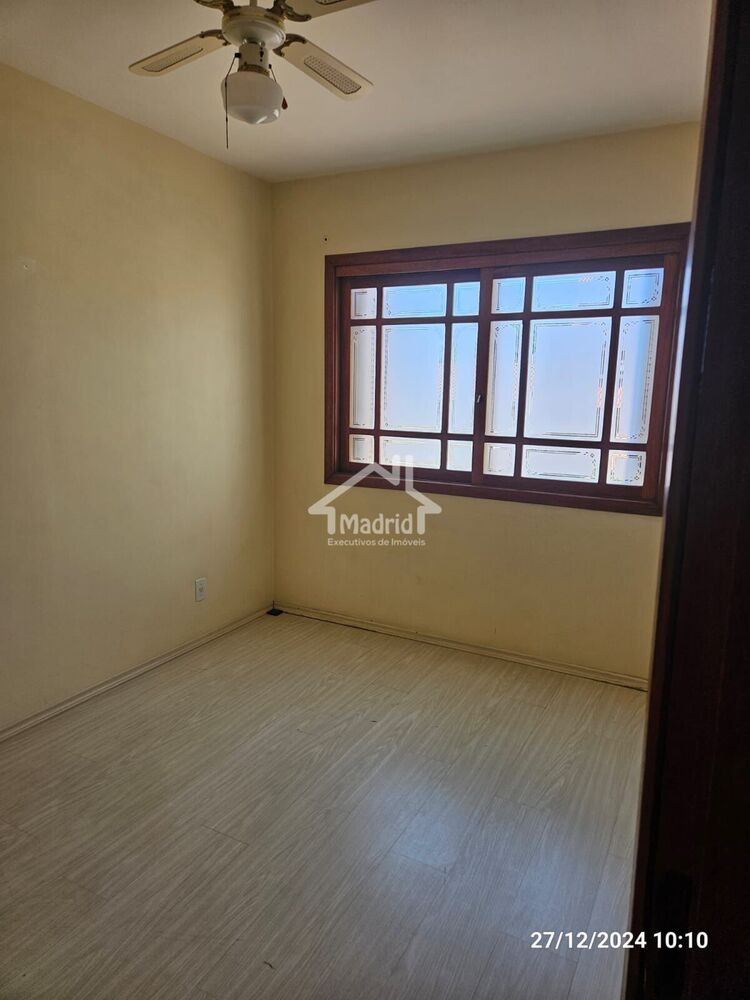 Casa, 4 quartos, 290 m² - Foto 42