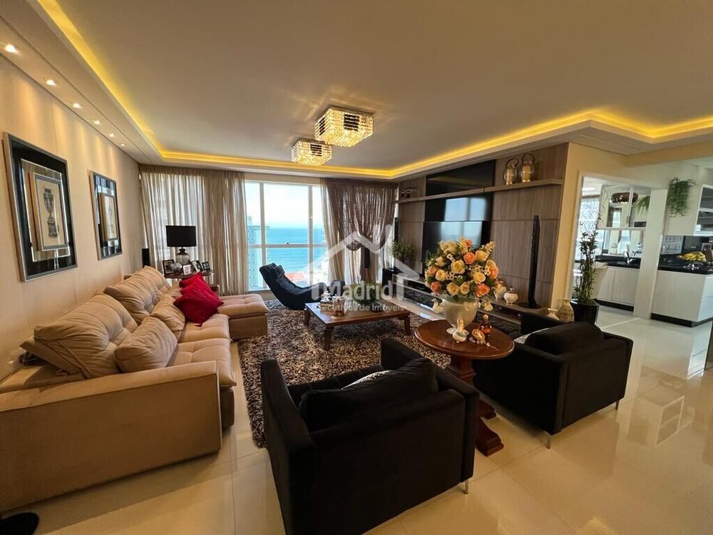 Apartamento, 4 quartos, 222 m² - Foto 1