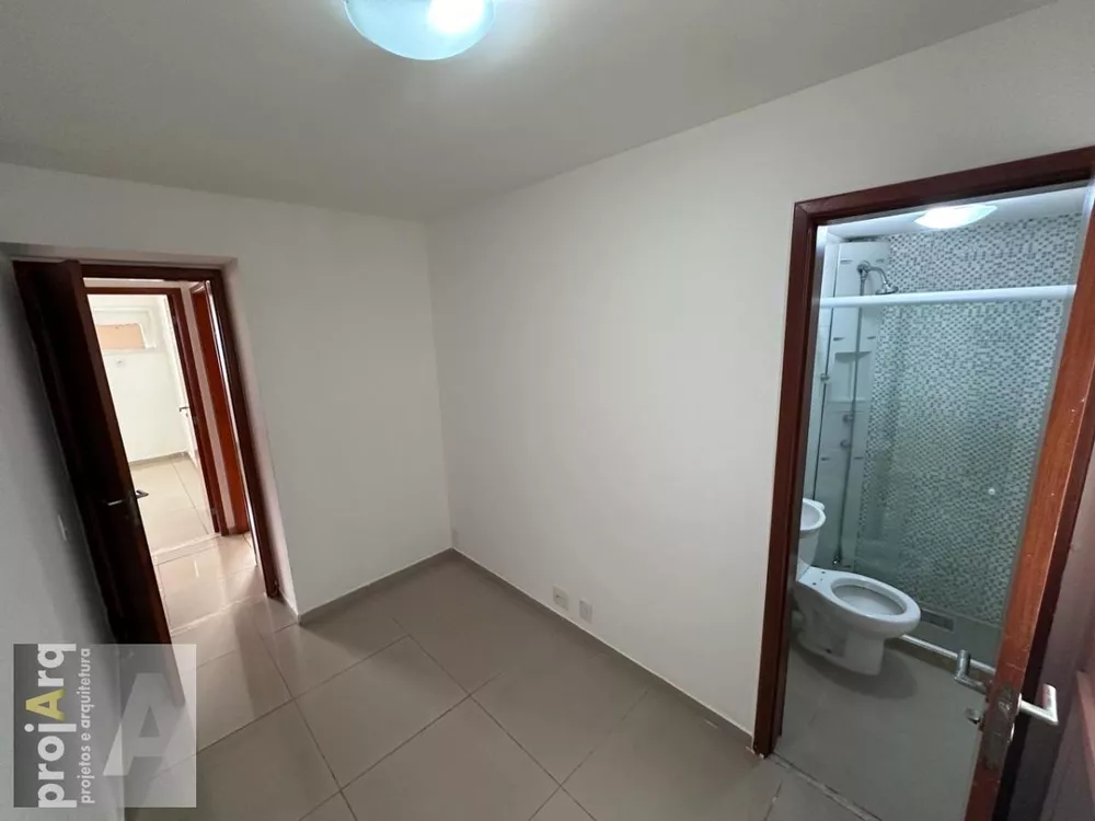 Apartamento à venda com 3 quartos, 83m² - Foto 4