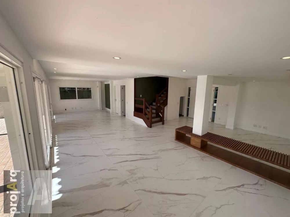 Casa de Condomínio à venda com 6 quartos, 578m² - Foto 3