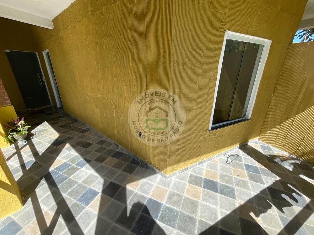 Casa à venda com 5 quartos, 170m² - Foto 1