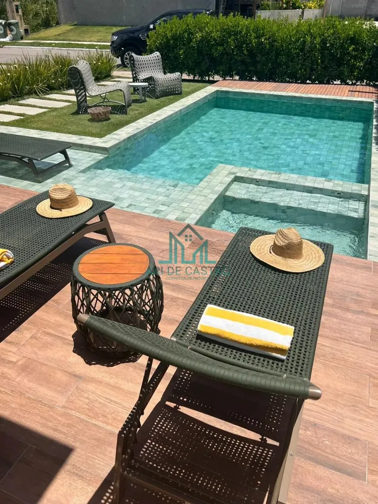 Casa, 4 quartos, 348 m² - Foto 1