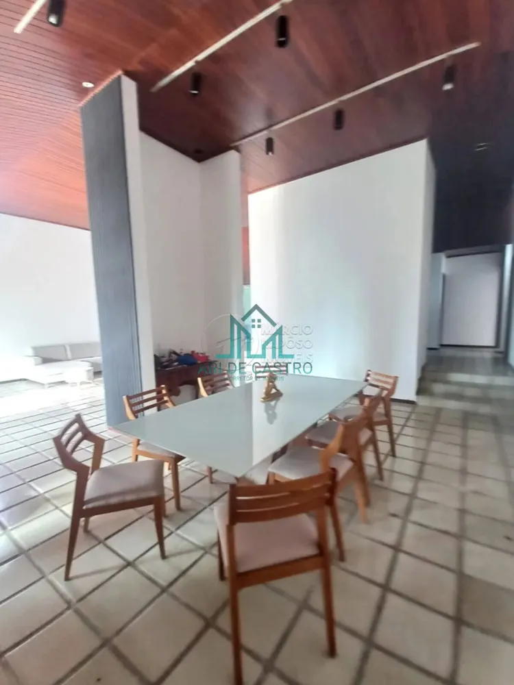 Casa, 7 quartos, 621 m² - Foto 1
