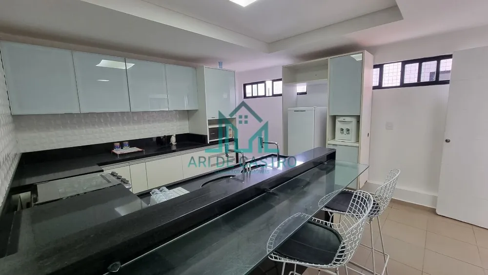 Cobertura, 3 quartos, 217 m² - Foto 6