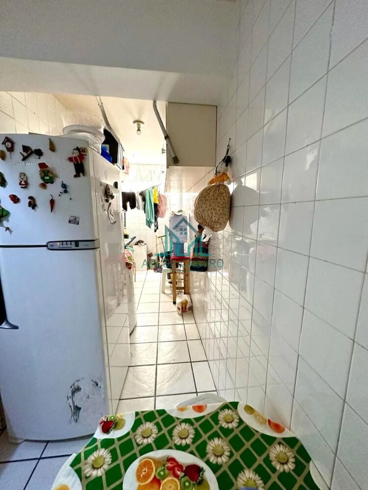Apartamento à venda com 2 quartos, 62m² - Foto 3