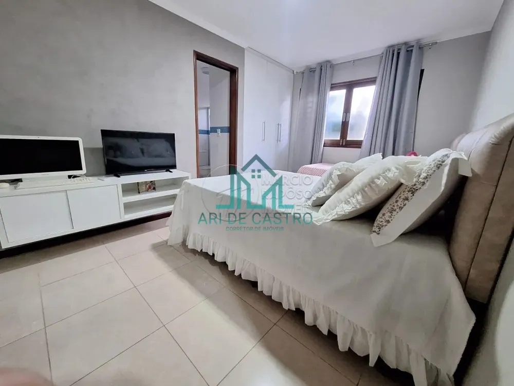 Casa, 4 quartos, 272 m² - Foto 9