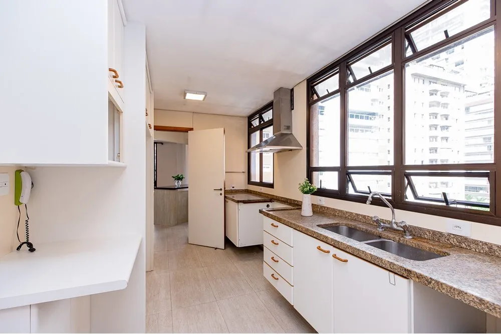 Apartamento, 4 quartos, 200 m² - Foto 1