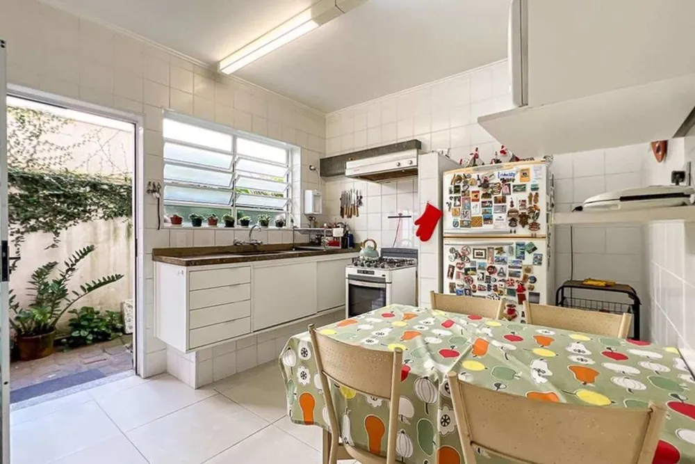 Casa, 5 quartos, 231 m² - Foto 4