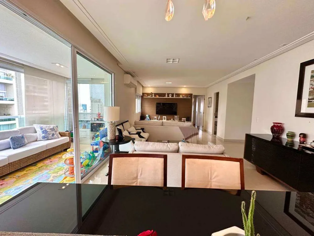 Apartamento, 4 quartos, 161 m² - Foto 2