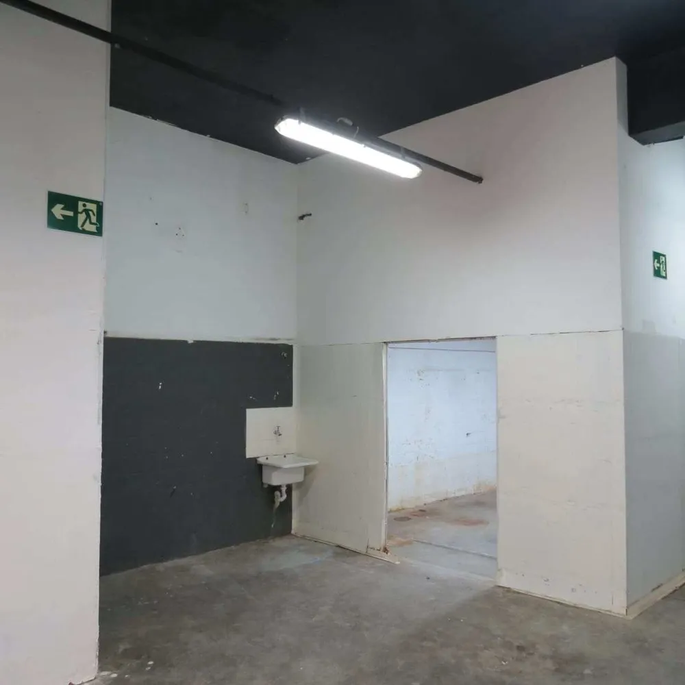 Loja-Salão, 300 m² - Foto 1