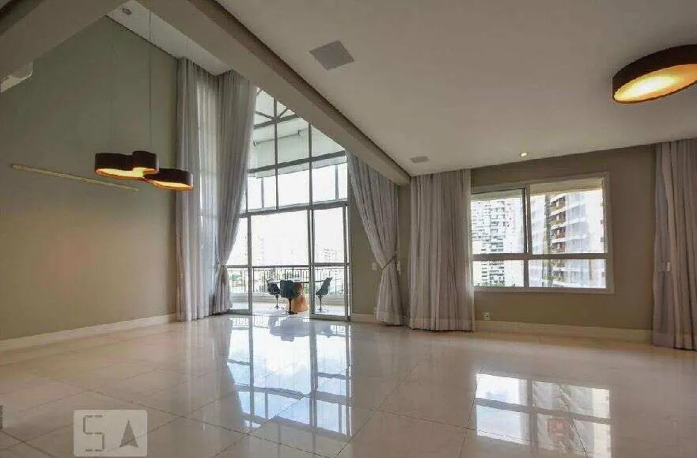 Apartamento, 3 quartos, 216 m² - Foto 3